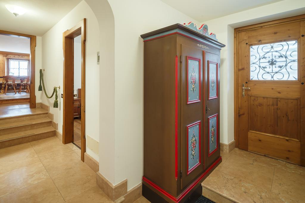 Villa Lacedel - Stayincortina Cortina dʼAmpezzo Rum bild